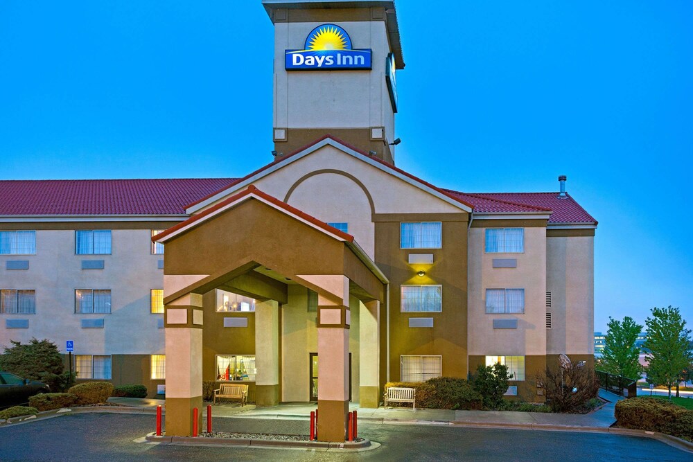 Book Days Inn By Wyndham Englewood Denver Tech Center In Days Inn By Wyndham Englewood Denver Tech Center