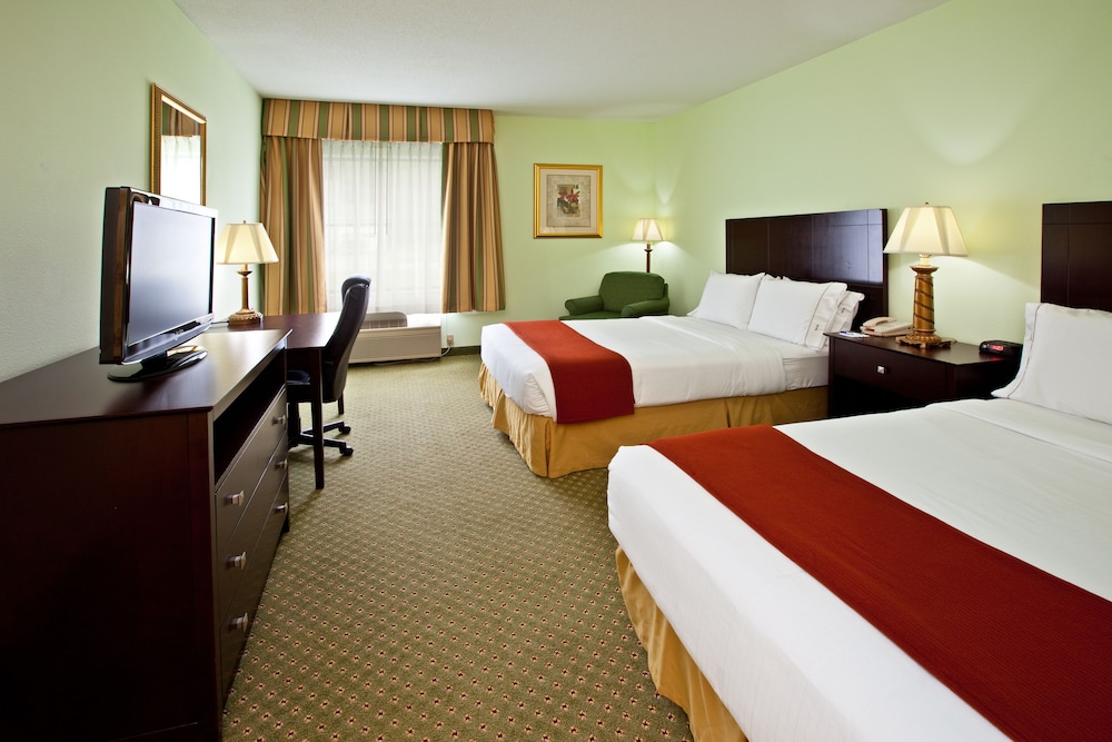 Book Holiday Inn Express Suites Scottsburg In Hotels Holiday Inn Express Suites Scottsburg Room 2 Double Beds Non