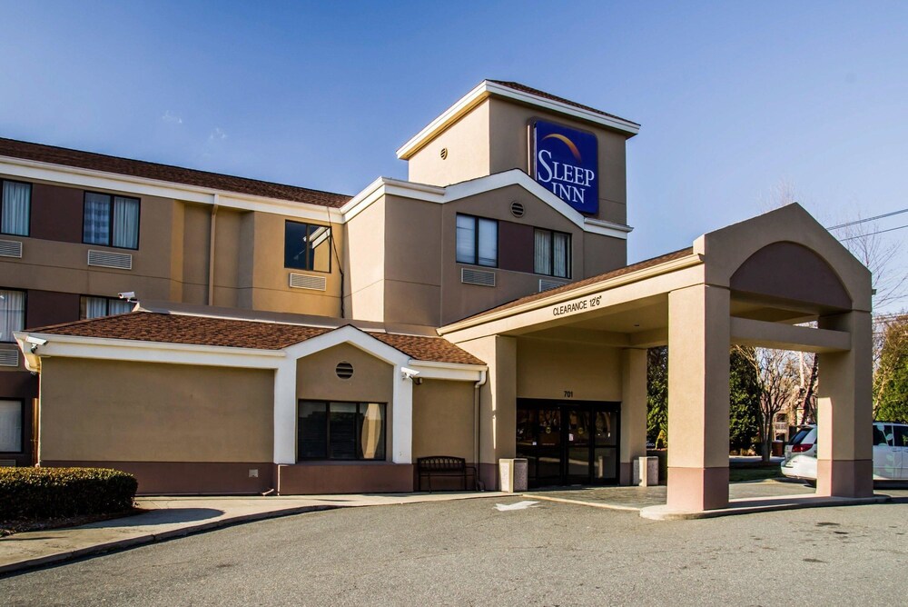 Book Sleep Inn Airport Billy Graham Parkway In Charlotte Hotels Com