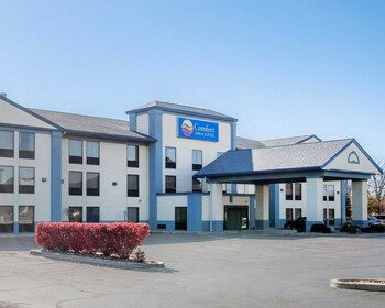 Top 10 Hotels In Maumee From 42 Night