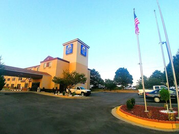 Hotels In Lee S Summit From 69 Night