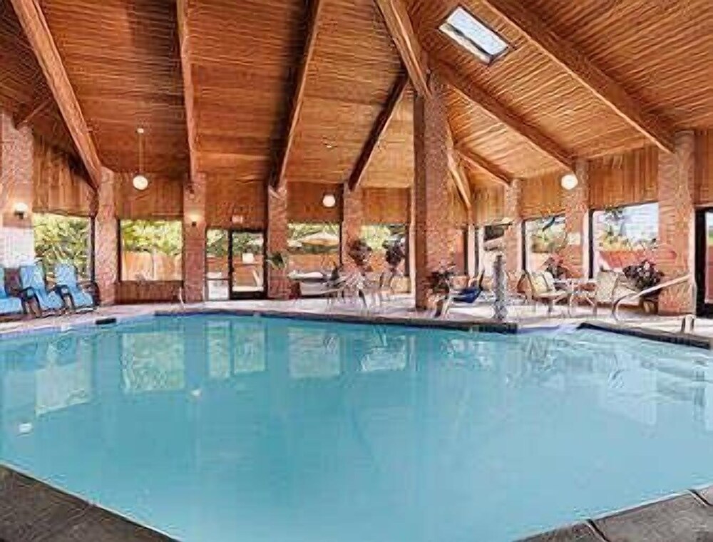 Book Baymont By Wyndham Anderson In Anderson Hotelscom