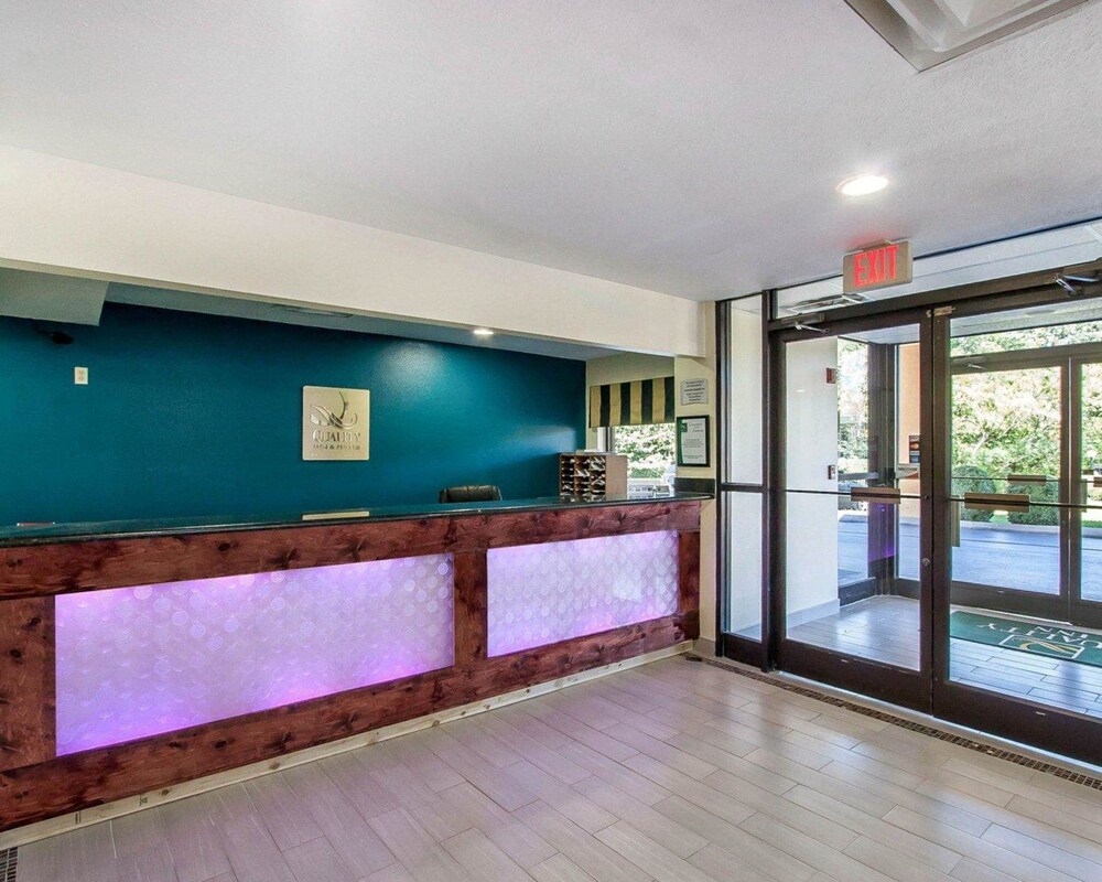 Book Quality Inn And Suites Centerv In Centerville Hotels