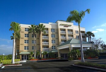 ภาพ Courtyard by Marriott Aventura Mall ใน ไมแอมีบีช