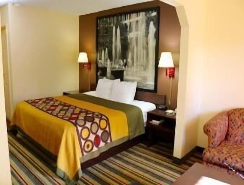 Book Super 8 By Wyndham Dublin In Dublin Hotelscom