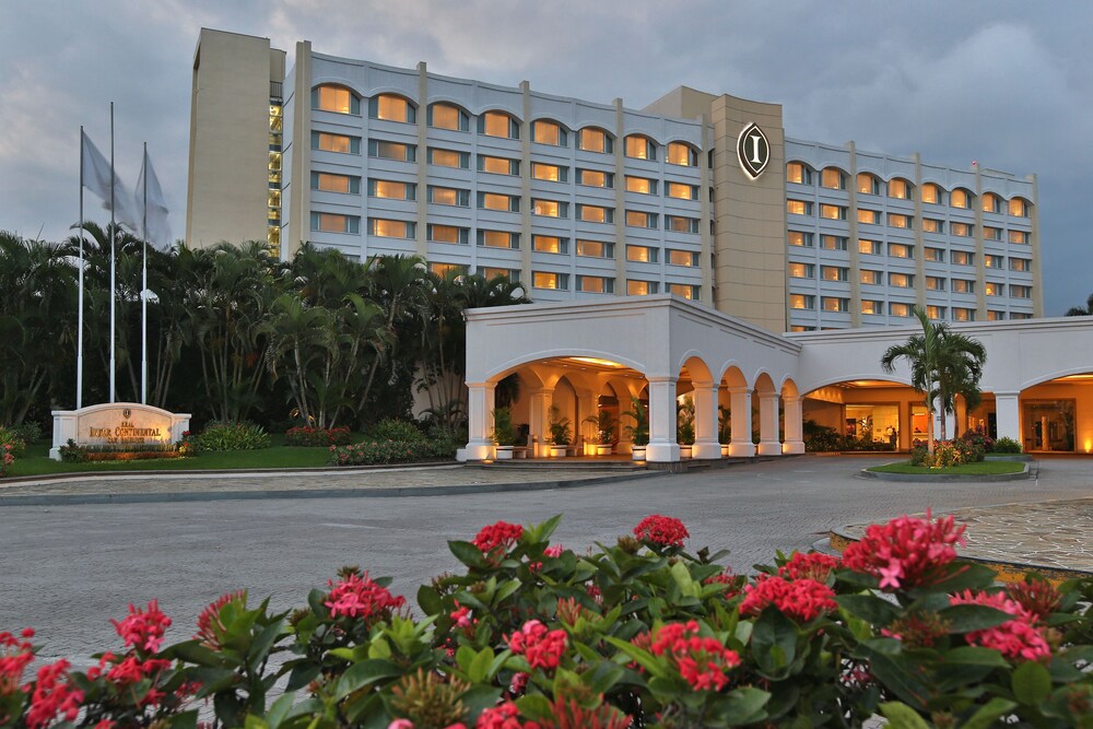 Real Intercontinental San Salvador At Metrocentro Mall Real Intercontinental San Salvador At Metrocentro Mall