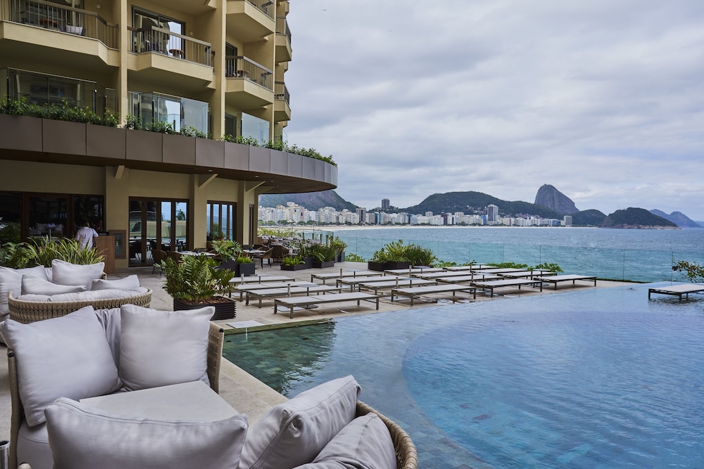 Book Fairmont Rio de Janeiro Copacabana in Rio de Janeiro