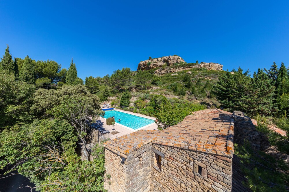 Book Garrigae Abbaye De Sainte Croix In Salon De Provence Hotels Com