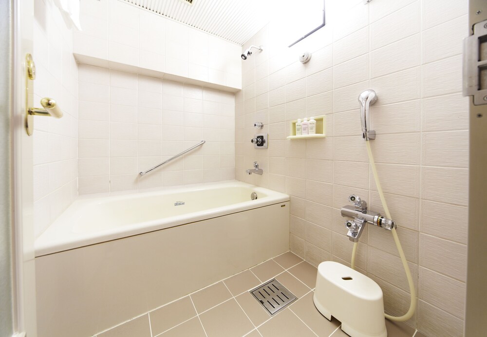 大阪新阪急ホテル 阪急うめだ本店の近くに位置する3 5つ星ホテル 宿泊予約はホテルズドットコム