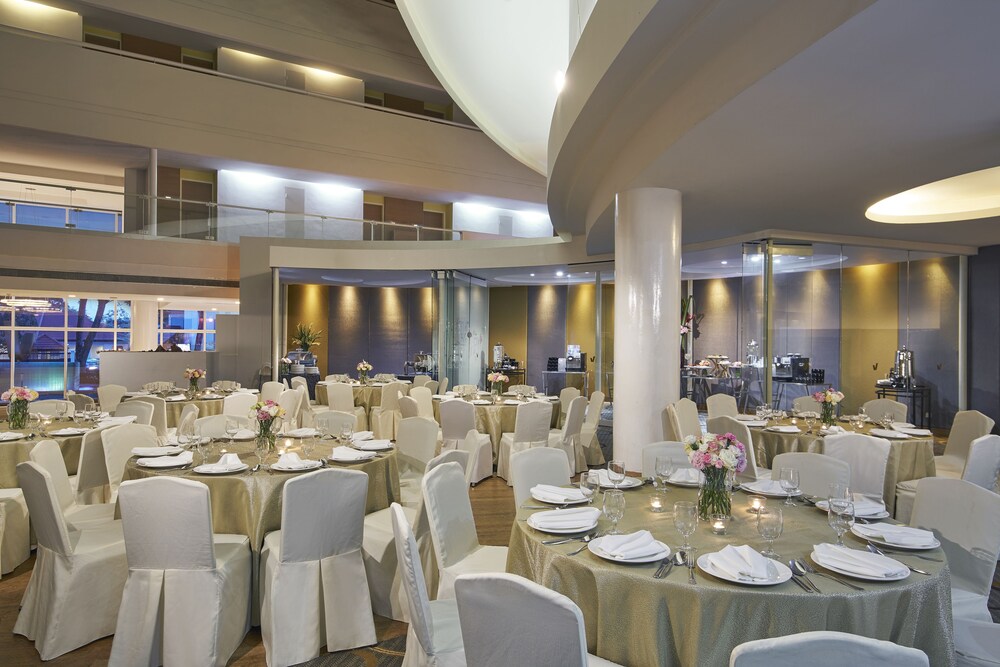 Book Village Hotel Changi By Far East Hospitality Sg Clean In Singapore Hotels Com