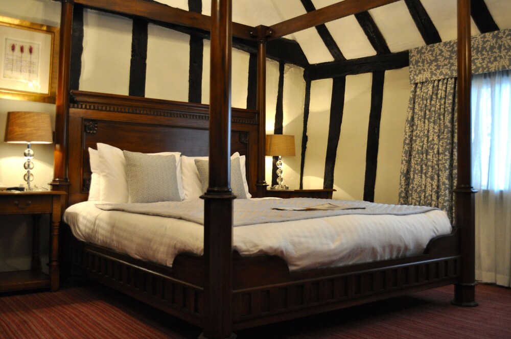 Best Western The Rose Crown Hotel In Colchester Hotels Com