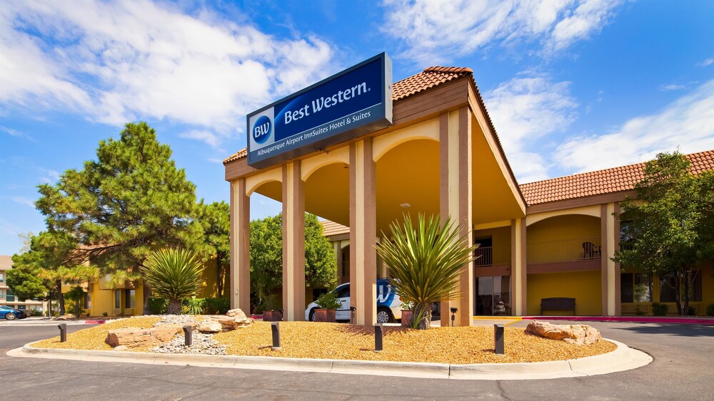 Book Best Western Airport Albuquerque Innsuites Hotel Suites In Best Western Airport Albuquerque Innsuites Hotel Suites