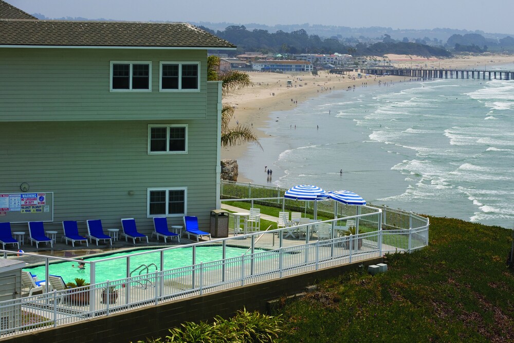 Hotel Pismo Lighthouse Suites in Pismo Beach, starting at Â£85 | Destinia