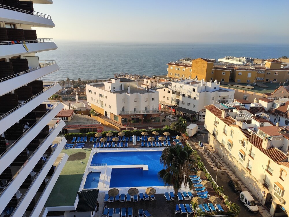 Gran Cervantes By Blue Sea In Torremolinos Hotels Com