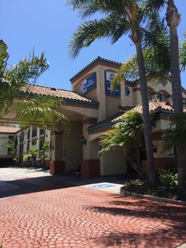 Top 10 Hotels In Torrance From 75 Night
