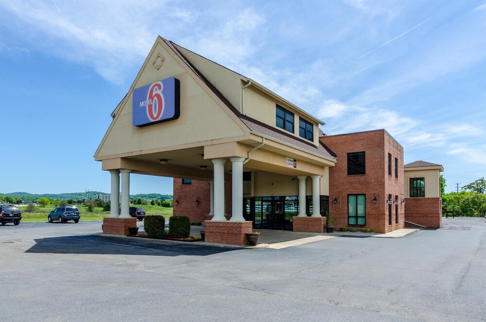 Book Motel 6 Lexington In Hotels Motel 6 Lexington