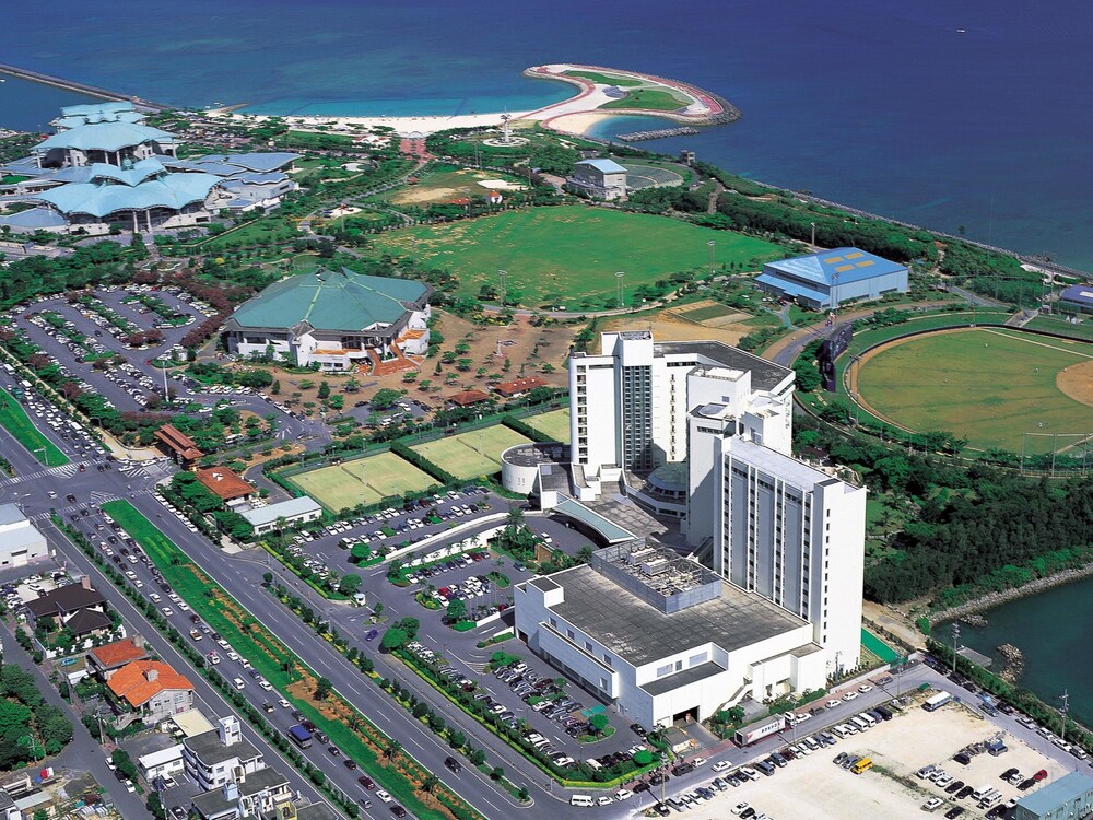 ラグナガーデンホテル 朝食が美味しい大浴場 プール付きのホテル 宿泊予約はホテルズドットコム