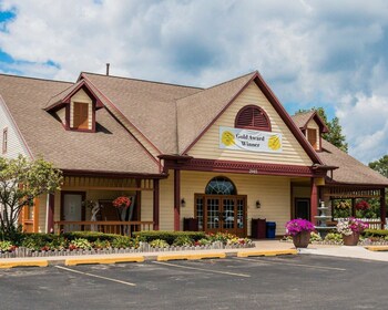 Válassza ki ezt a(z) Akadálymentesítés a szobában szállodát (Grand Rapids)