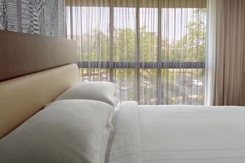 15 Closest Hotels To University Of Dayton In
