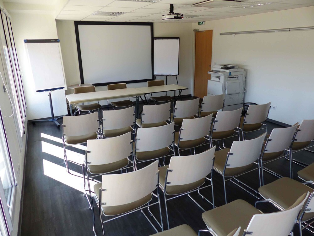 Book Ibis Paris Meudon Velizy in Meudon | Hotels.com