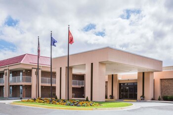 Top 10 Hotels In Wytheville From 45 Night