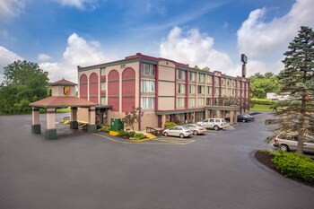 Top 10 Hotels In Erie From 48 Night