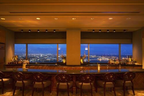 横浜ロイヤルパークホテル 夜景の綺麗な屋内プール付きのビジネスホテル 宿泊予約はホテルズドットコム 横浜ロイヤルパークホテル 夜景の綺麗な屋内プール付きのビジネスホテル 宿泊予約はホテルズドットコム