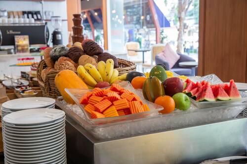 Book The Tawana Bangkok In Bangkok Hotels Com Book The Tawana Bangkok In Bangkok Hotels Com