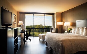 15 Closest Hotels To Moorestown Mall In