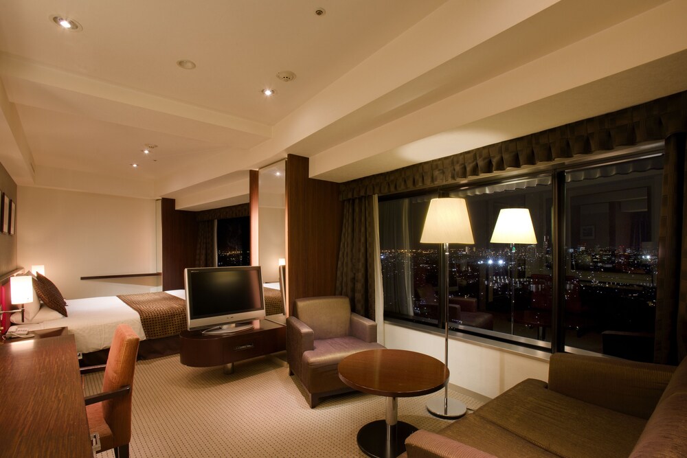 新横浜プリンスホテル 新横浜ラーメン博物館の近くに位置しロマンチックホテル 宿泊予約はホテルズドットコム