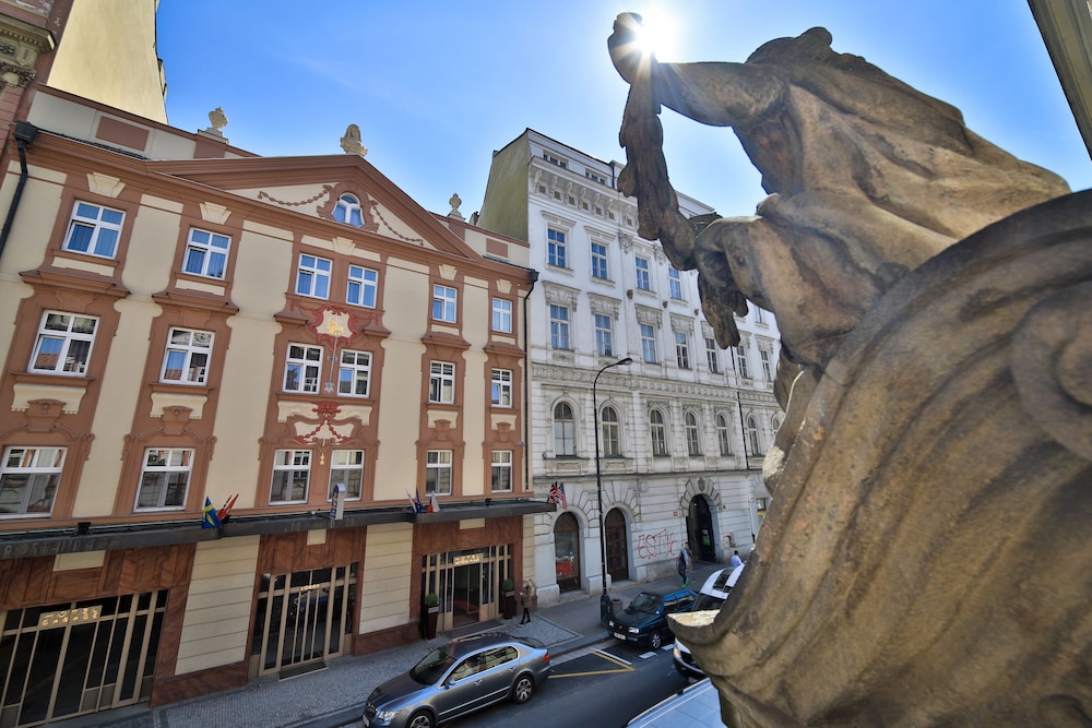 Book Best Western Plus Hotel Meteor Plaza In Prague Hotels Best Western Plus Hotel Meteor Plaza Prague