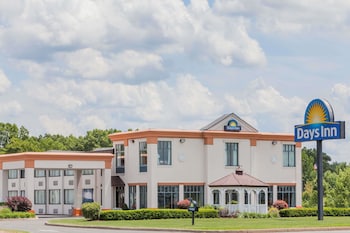 Top 10 Hotels Near Hartford Ct Bdl Bradley Intl In Windsor Locks Top 10 Hotels Near Hartford Ct Bdl Bradley Intl In Windsor Locks Connecticut