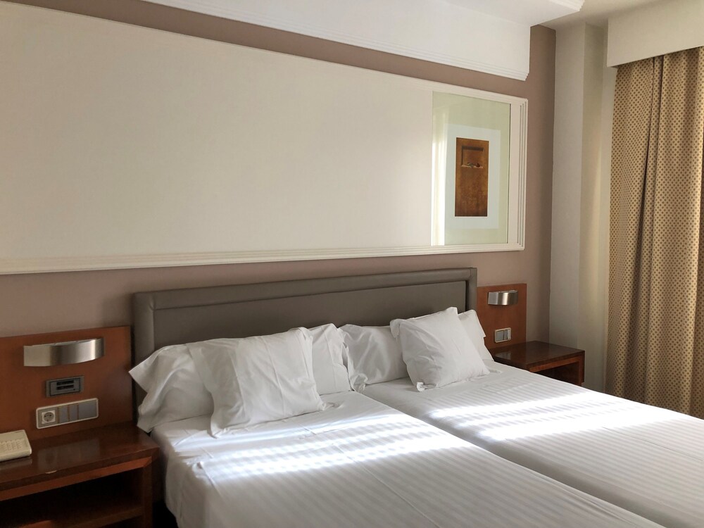 Hotel Olid Valladolid Hotels Com