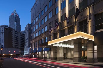 15 Closest Hotels To Firstenergy Stadium In Cleveland