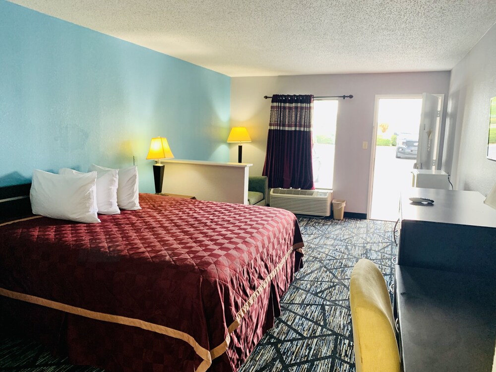 Book Rodeway Inn In Newberry Hotelscom