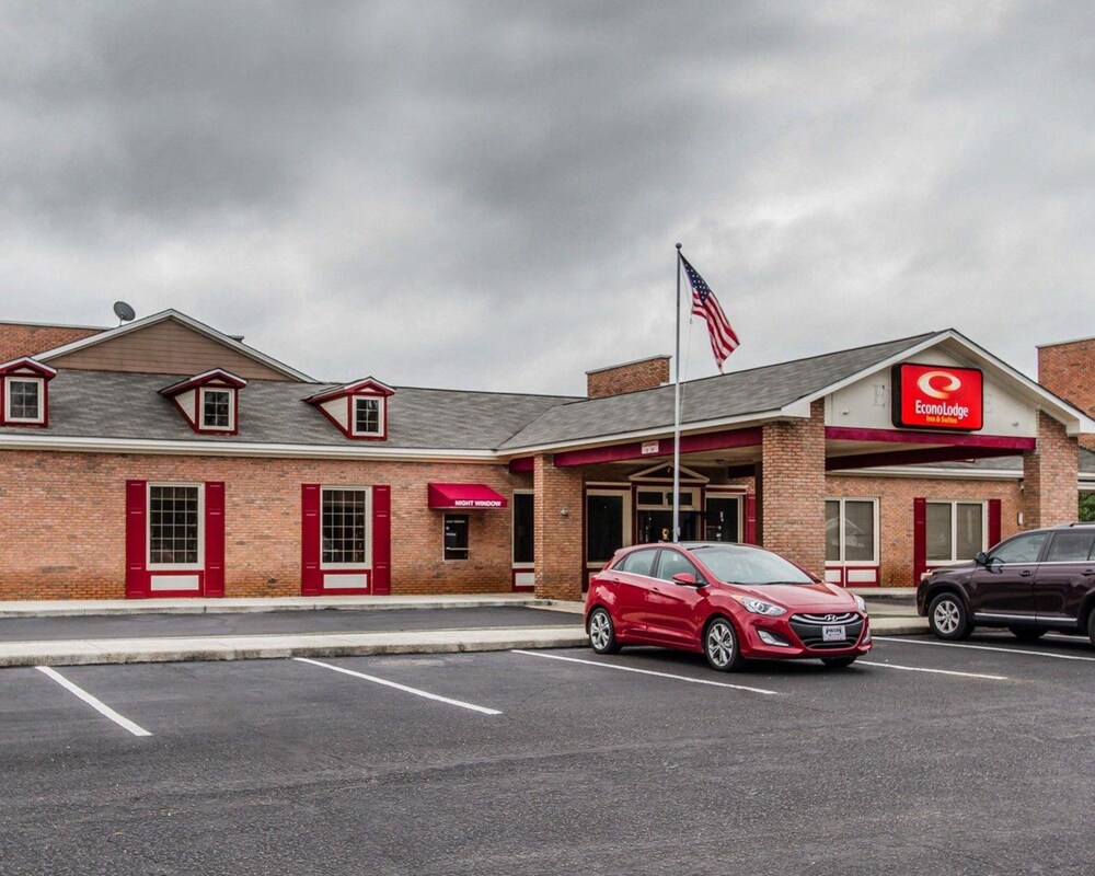 Book Econo Lodge Inn Suites In Enterprise Hotels Econo Lodge Inn Suites Enterprise