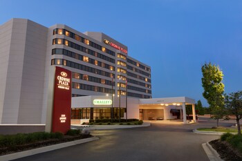 15 Closest Hotels To Dte Energy Music Theatre In Clarkston