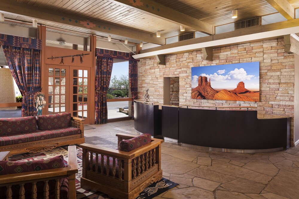 Book Kayenta Monument Valley Inn In Hotels Kayenta Monument Valley Inn