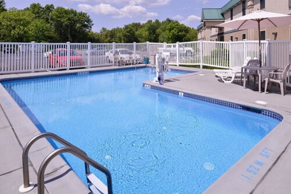 Book Quality Inn Selinsgrove In Selinsgrove Hotelscom