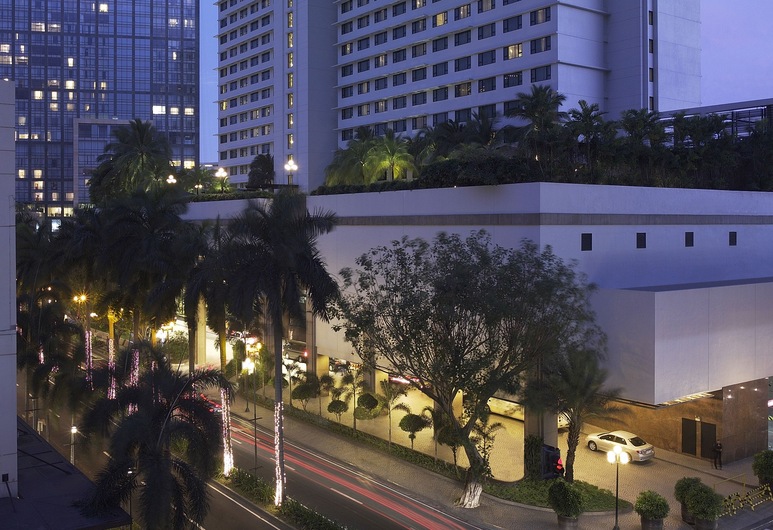 New World Makati Hotel