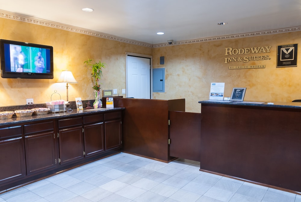 Book Rodeway Inn Suites Pacific Coast Highway In Harbor City Rodeway Inn Suites Pacific Coast Highway Harbor City Reception
