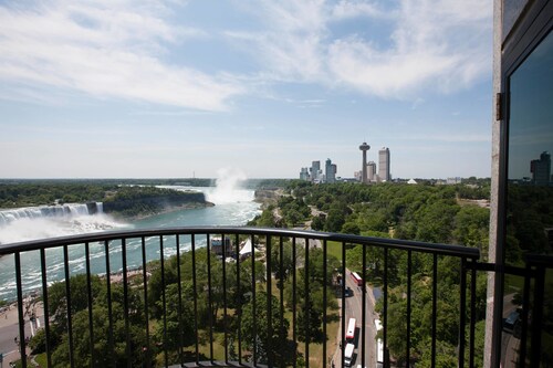 Top Hotels in Niagara Falls, Ontario - Cancel FREE on most hotels | Hotels.com