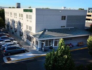 Top 10 Hotels Near Billings Mt Bil Logan Intl In Top 10 Hotels Near Billings Mt Bil Logan Intl In Montana
