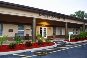 15 Closest Hotels To Seminole Immokalee In