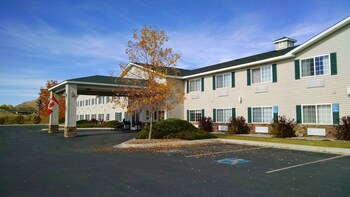 Top 10 Hotels In Dillon Mt