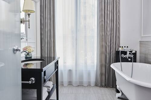 インターコンチネンタル パリ ル グラン ン Ihg ホテル オペラ ガルニエの近くに位置し スパ利用可能な高級ホテル 宿泊予約はホテルズドットコム インターコンチネンタル パリ ル グラン ン Ihg ホテル オペラ ガルニエの近くに位置し スパ利用可能な高級ホテル 宿泊予約はホテルズドットコム