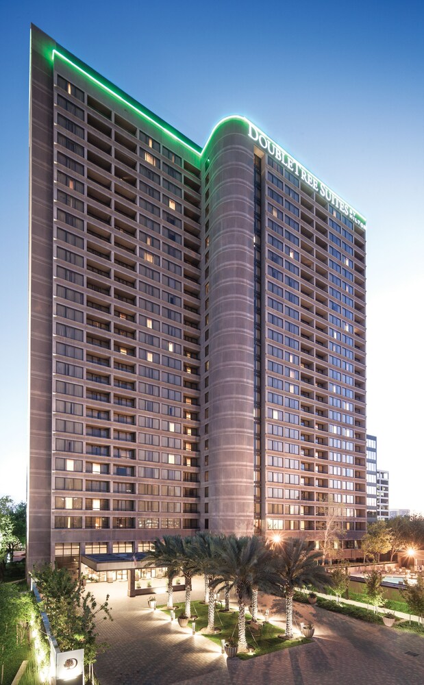 Book Doubletree By Hilton Hotel Suites Houston The Galleria Doubletree By Hilton Hotel Suites Houston The Galleria Exterior Detail