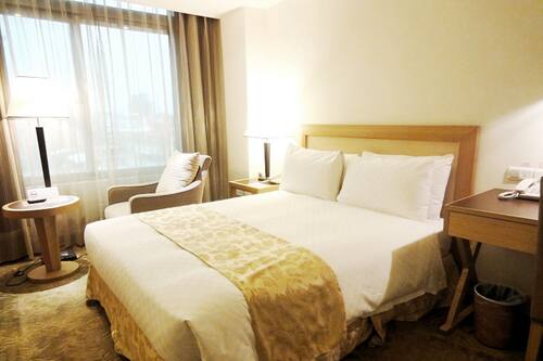 ゴールデン チャイナ ホテル 康華大飯店 どこに行くのにも移動に便利なビジネスホテル 宿泊予約はホテルズドットコム ゴールデン チャイナ ホテル 康華大飯店 どこに行くのにも移動に便利なビジネスホテル 宿泊予約はホテルズドットコム