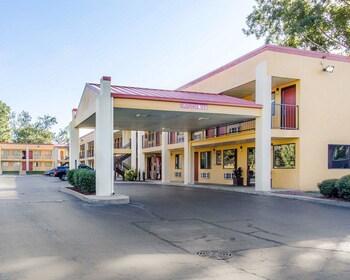 Top 10 Hotels In Roanoke Alabama