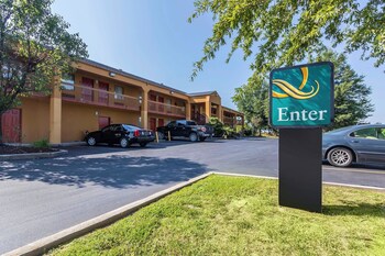 Top 10 Hotels In Charleston Missouri